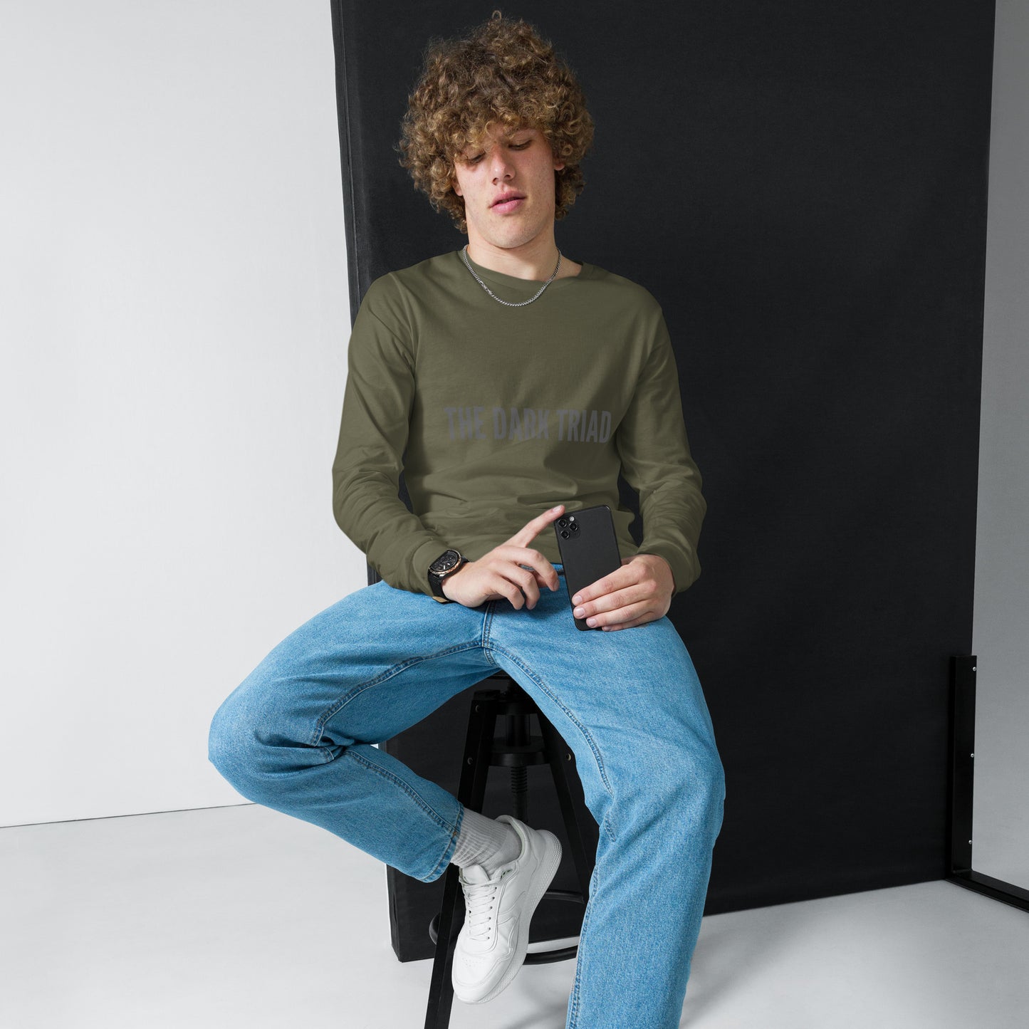 THE DARK TRIAD: Minimalist Long Sleeve Tee